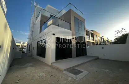 Villa - 5 Bedrooms - 4 Bathrooms for sale in Park Residence 1 - Park Residences - DAMAC Hills - Dubai