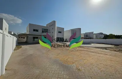 فيلا - 4 غرف نوم - 4 حمامات للايجار في فيلات القرهود - منطقة القرهود - دبي فيلا - 4 غرف نوم - 4 حمامات للايجار في فيلات القرهود - منطقة القرهود - دبي