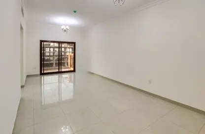 شقة - غرفة نوم - 2 حمامات للايجار في جي 24 - قرية الجميرا سركل - دبي