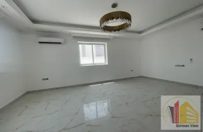 فيلا - 6 غرف نوم - 7 حمامات للايجار في مدينة الرياض - أبوظبي