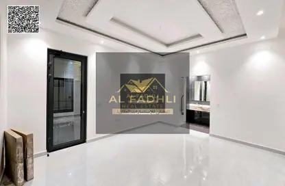 فيلا - 5 غرف نوم - 7 حمامات للايجار في الحليو 2 - الحليو - عجمان