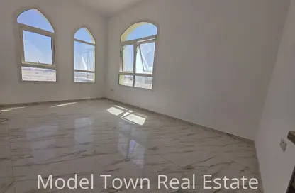 Apartment - Studio - 1 Bathroom for rent in Shakhbout City - Abu Dhabi