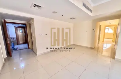 Apartment - 3 Bedrooms - 3 Bathrooms for rent in Muwaileh 29 Building - Muwaileh - Sharjah