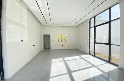 Villa - 5 Bedrooms - 7 Bathrooms for rent in Al Barsha South - Al Barsha - Dubai