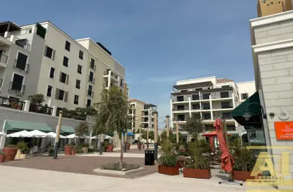 Apartment - 1 Bedroom - 1 Bathroom for sale in La Cote Building 5 - Jumeirah 1 - Jumeirah - Dubai