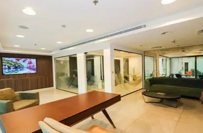 مكتب - استوديو - 1 حمام للايجار في برج بايناري - الخليج التجاري - دبي