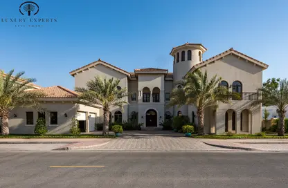 Villa - 6 Bedrooms - 6 Bathrooms for rent in Signature Villas Frond C - Signature Villas - Palm Jumeirah - Dubai