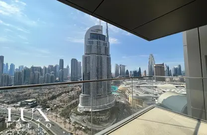 Apartment - 2 Bedrooms - 3 Bathrooms for sale in Boulevard Point - Downtown Dubai - Dubai