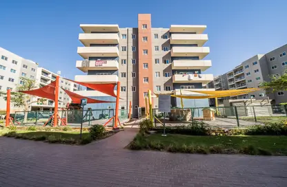 Apartment - 1 Bedroom - 2 Bathrooms for rent in Tower 17 - Al Reef Downtown - Al Reef - Abu Dhabi