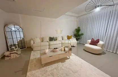 Apartment - 2 Bedrooms - 3 Bathrooms for sale in Pacific Tonga - Pacific - Al Marjan Island - Ras Al Khaimah