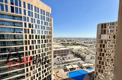 شقة - 3 غرف نوم - 4 حمامات للايجار في يونايتد سكوير - الخالدية - أبوظبي