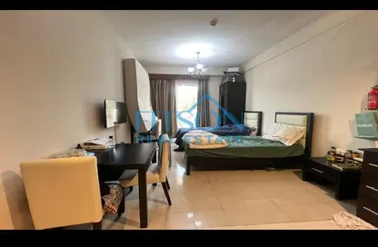 شقة - غرفة نوم - 2 حمامات للايجار في رويال ريزيدنس 2 - رويال ريزدنس - مدينة دبي الرياضية - دبي