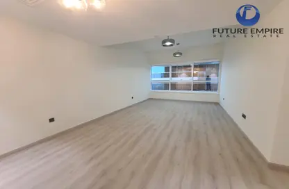 Apartment - 2 Bedrooms - 2 Bathrooms for rent in Al Manal Tower - Sheikh Zayed Road - Dubai