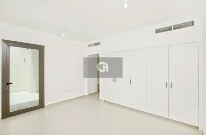 Empty Room image for: Townhouse - 4 Bedrooms - 4 Bathrooms for rent in Safi Townhouses - Town Square - Dubai, Image 1