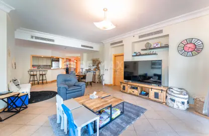 Apartment - 3 Bedrooms - 3 Bathrooms for sale in Al Hamri - Shoreline Apartments - Palm Jumeirah - Dubai