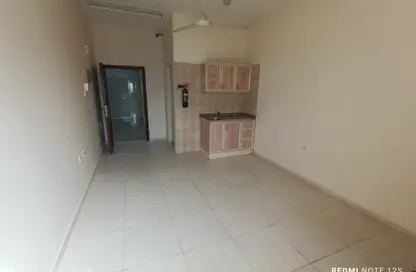 Apartment - Studio - 1 Bathroom for rent in Al Naemiya Tower 2 - Al Naemiya Towers - Al Nuaimiya - Ajman
