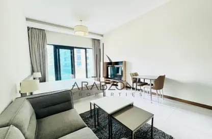 Apartment - Studio - 1 Bathroom for rent in SOL Bay - Business Bay - Dubai