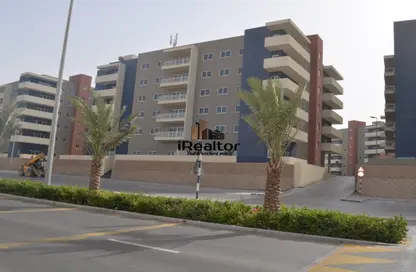 Apartment - 1 Bedroom - 2 Bathrooms for sale in Tower 1 - Al Reef Downtown - Al Reef - Abu Dhabi