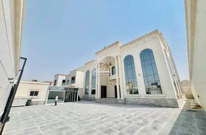 Villa - 7+ Bedrooms - 7+ Bathrooms for rent in Madinat Al Riyad - Abu Dhabi