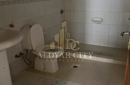 شقة - 2 غرف نوم - 2 حمامات للايجار في مشروع النخيل - عجمان وسط المدينة - عجمان