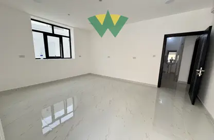 شقة - غرفة نوم - 2 حمامات للايجار في مدينة الرياض - أبوظبي