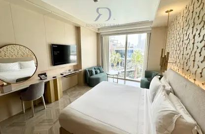 Room / Bedroom image for: Apartment - 1 Bathroom for sale in FIVE Palm Jumeirah - Palm Jumeirah - Dubai, Image 1