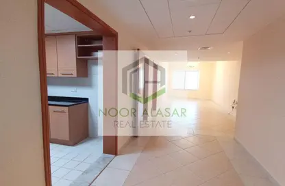 Apartment - 2 Bedrooms - 2 Bathrooms for rent in 21st Century Tower - Sheikh Zayed Road - Dubai