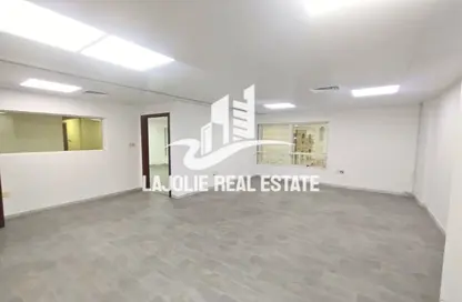 Office Space - Studio - 2 Bathrooms for rent in Al Khalidiya - Abu Dhabi