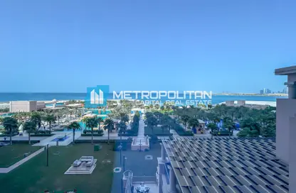 Apartment - 1 Bedroom - 2 Bathrooms for sale in Fairmont Marina Residences - The Marina - Abu Dhabi