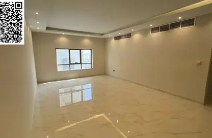 شقة - 2 غرف نوم - 2 حمامات للايجار في مساكن كورنيش عجمان - طريق كورنيش عجمان - عجمان