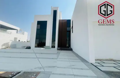 Villa - 5 Bedrooms - 6 Bathrooms for rent in Nad Al Sheba Villas - Nad Al Sheba 3 - Nad Al Sheba - Dubai