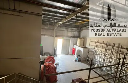 مستودع - استوديو - 1 حمام للايجار في أم الثعوب - أم القيوين