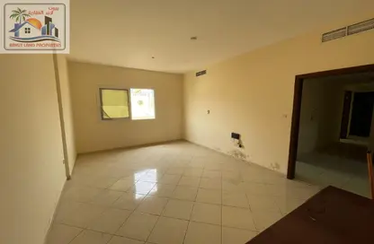 Apartment - 2 Bedrooms - 2 Bathrooms for rent in Abu Shagara building - Abu shagara - Sharjah