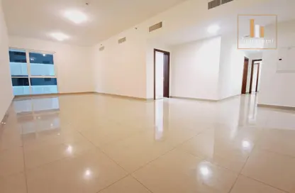 شقة - 2 غرف نوم - 3 حمامات للايجار في الجيمي أفينو - الخالدية - أبوظبي