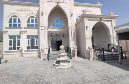 فيلا - 5 غرف نوم - 7 حمامات للايجار في مدينة الرياض - أبوظبي