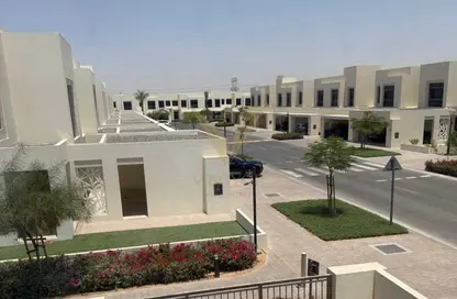 Townhouse - 4 Bedrooms - 4 Bathrooms for sale in Reem Townhouses - Town Square - Dubai