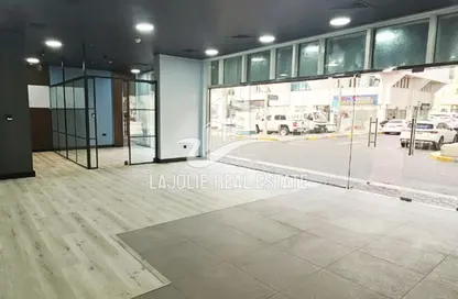 Shop - Studio - 1 Bathroom for rent in Al Khalidiya - Abu Dhabi