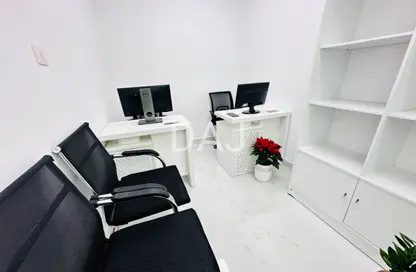 Office Space - Studio - 1 Bathroom for rent in Al Karama - Dubai