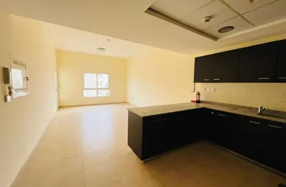 Apartment - 1 Bedroom - 1 Bathroom for rent in Al Thamam 13 - Al Thamam - Remraam - Dubai Land - Dubai