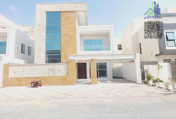 13327213 - Property Image 2