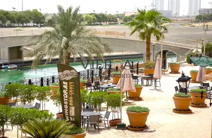 Apartment - 2 Bedrooms - 3 Bathrooms for rent in Venetian - Canal Residence - Dubai Sports City - Dubai