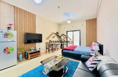 شقة - 1 حمام للايجار في بوابة السيليكون رقم 1 - بوابات السيليكون - واحة السيليكون - دبي شقة - 1 حمام للايجار في بوابة السيليكون رقم 1 - بوابات السيليكون - واحة السيليكون - دبي