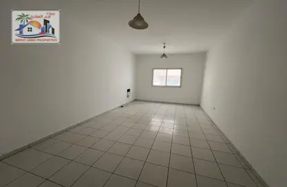 شقة - 1 حمام للايجار في شارع التعاون - التعاون - الشارقة