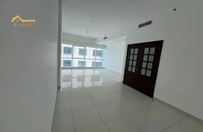 Apartment - 2 Bedrooms - 3 Bathrooms for rent in Al Khan Corniche - Al Khan - Sharjah