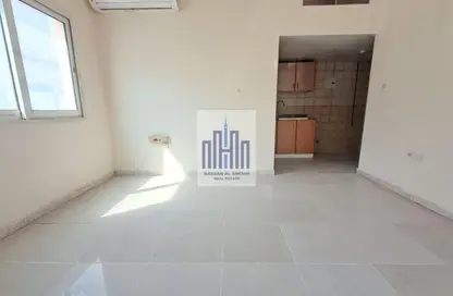 Apartment - Studio - 1 Bathroom for rent in Muwaileh 29 Building - Muwaileh - Sharjah