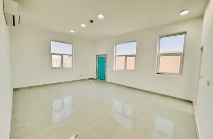 شقة - 3 غرف نوم - 2 حمامات للايجار في فيلات مدينة خليفة آيه - مدينة خليفة أ - مدينة خليفة - أبوظبي