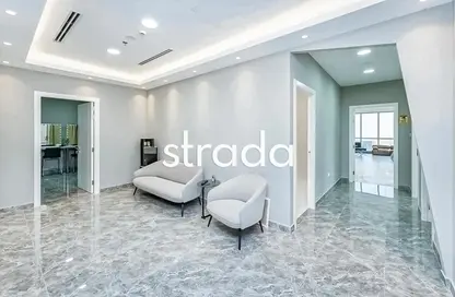 Office Space - Studio for sale in Marina Plaza - Dubai Marina - Dubai Office Space - Studio for sale in Marina Plaza - Dubai Marina - Dubai