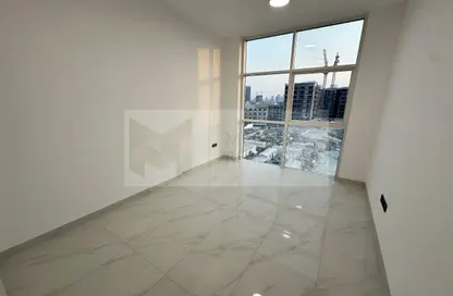 Apartment - 1 Bedroom - 2 Bathrooms for rent in Uniestate Supreme Residence - Arjan - Dubai