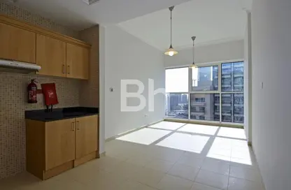 Apartment - 1 Bedroom - 1 Bathroom for rent in Mayfair Tower - Business Bay - Dubai