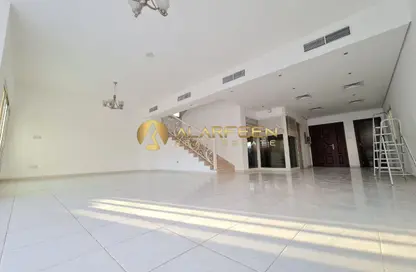 Villa - 4 Bedrooms - 6 Bathrooms for rent in Circle Villas - Jumeirah Village Circle - Dubai